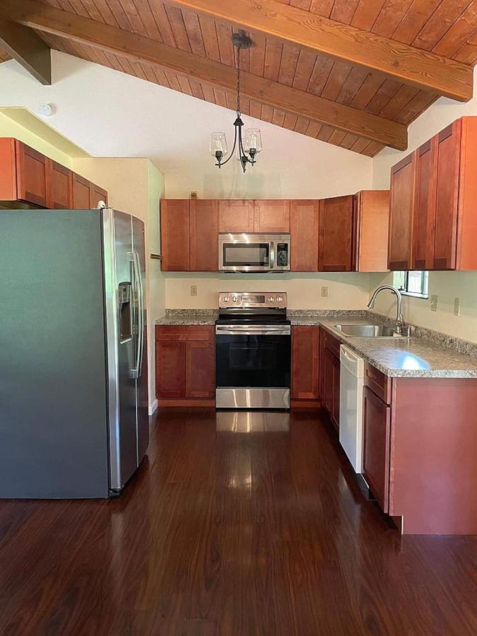 Peaceful, Private Master Bedroom With Own Bath Near Hilo, With Ac! Keaau المظهر الخارجي الصورة