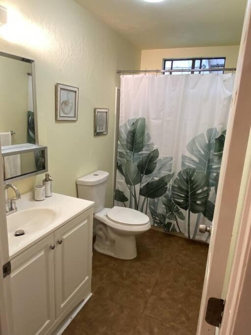 Peaceful, Private Master Bedroom With Own Bath Near Hilo, With Ac! Keaau المظهر الخارجي الصورة
